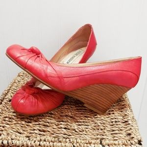 Red heels wedges by Steve Madden